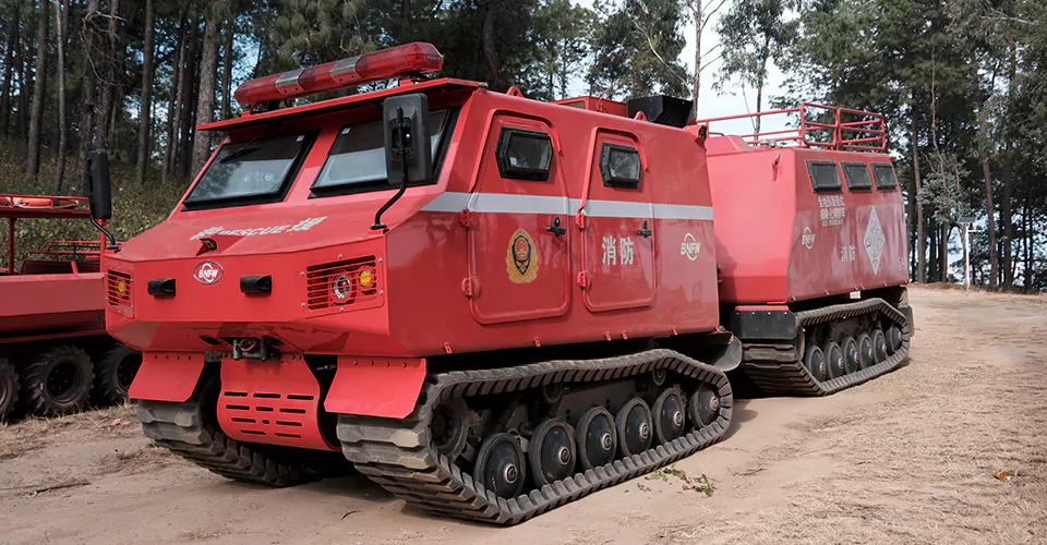 Tracked Utility Vehicle-3